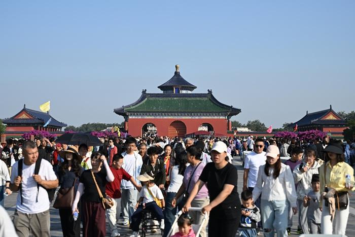 國慶中秋假期 各地旅游熱度持續(xù)攀升