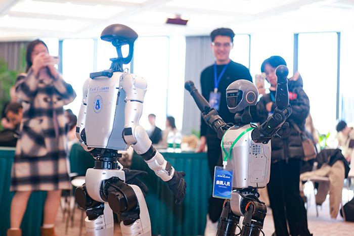 機(jī)器人辯論對(duì)決