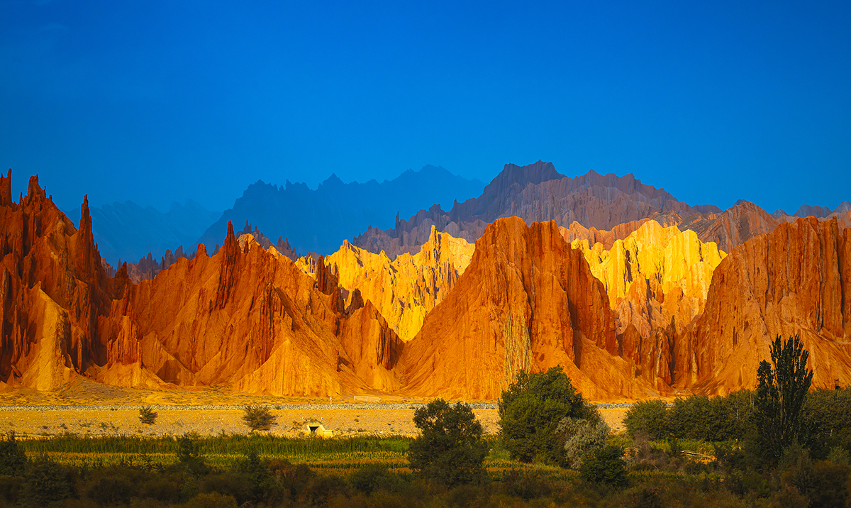 【這個(gè)城市有點(diǎn)潮】阿克蘇：新疆“甜心” 紅到滿(mǎn)屏熱烈