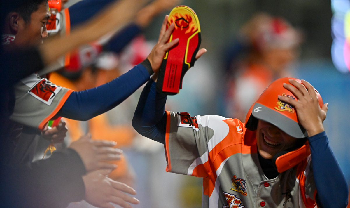 全運(yùn)會(huì)棒球項(xiàng)目1-2名決賽：江蘇11比2戰(zhàn)勝?gòu)V東成功衛(wèi)冕