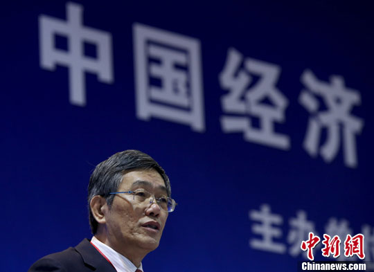 中央財(cái)經(jīng)領(lǐng)導(dǎo)小組高官:宏觀調(diào)控不宜頻頻施行