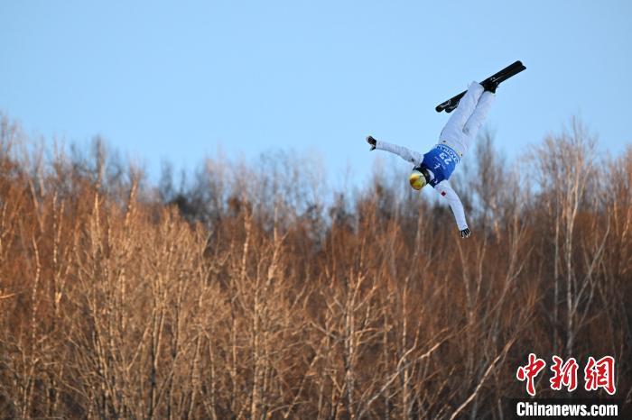 (十四冬)賈宗洋男子空中技巧位列第五