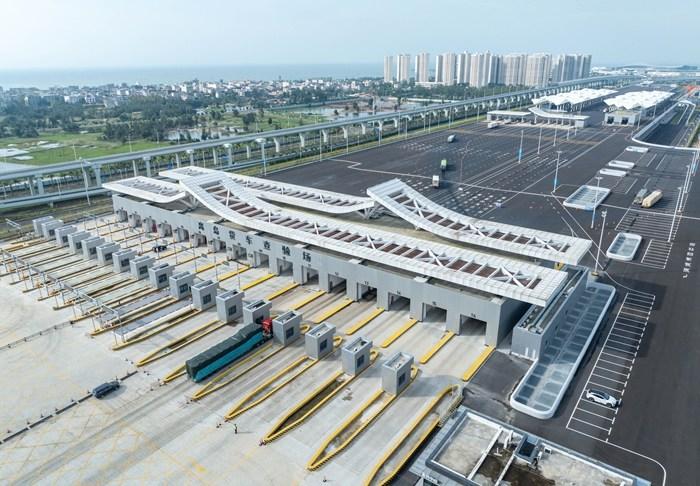 全島封關瞰海南：自貿(mào)港“項”前沖