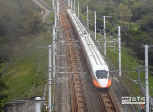 臺(tái)灣南投發(fā)生6.7級(jí)強(qiáng)震高鐵全線停駛(圖)